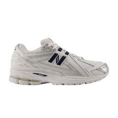 1906R White Navy Silver Metallic