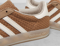 Gazelle Indoor Women's