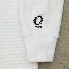 WORM 8bit Logo L/S Thermal White