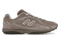 New Balance 204L Mushroom Arid Stone