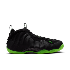 Air Foamposite One Black Volt