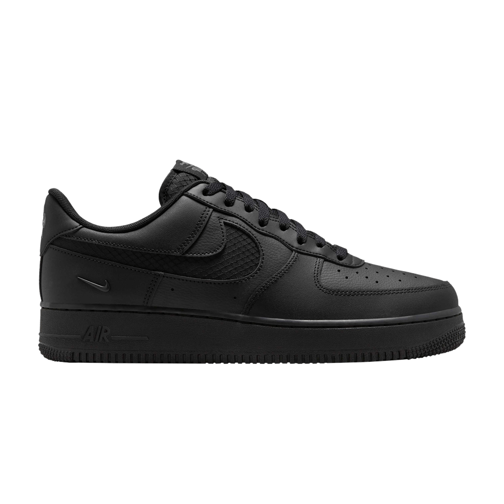 Air Force 1 Low SE Triple Black Ripstop