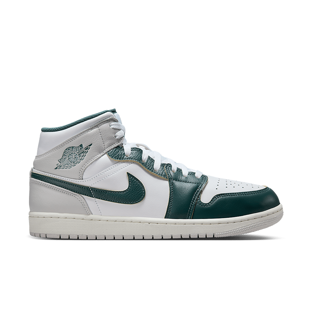 Air Jordan 1 Mid SE Oxidized Green