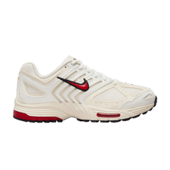 Air Peg 2K5 White Coconut Milk Red (Women's)