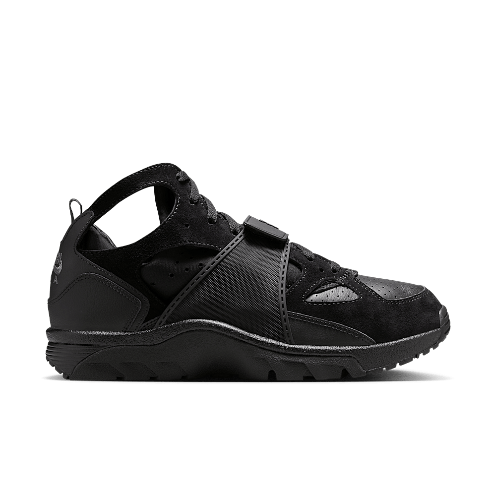 Air Trainer Huarache Triple Black
