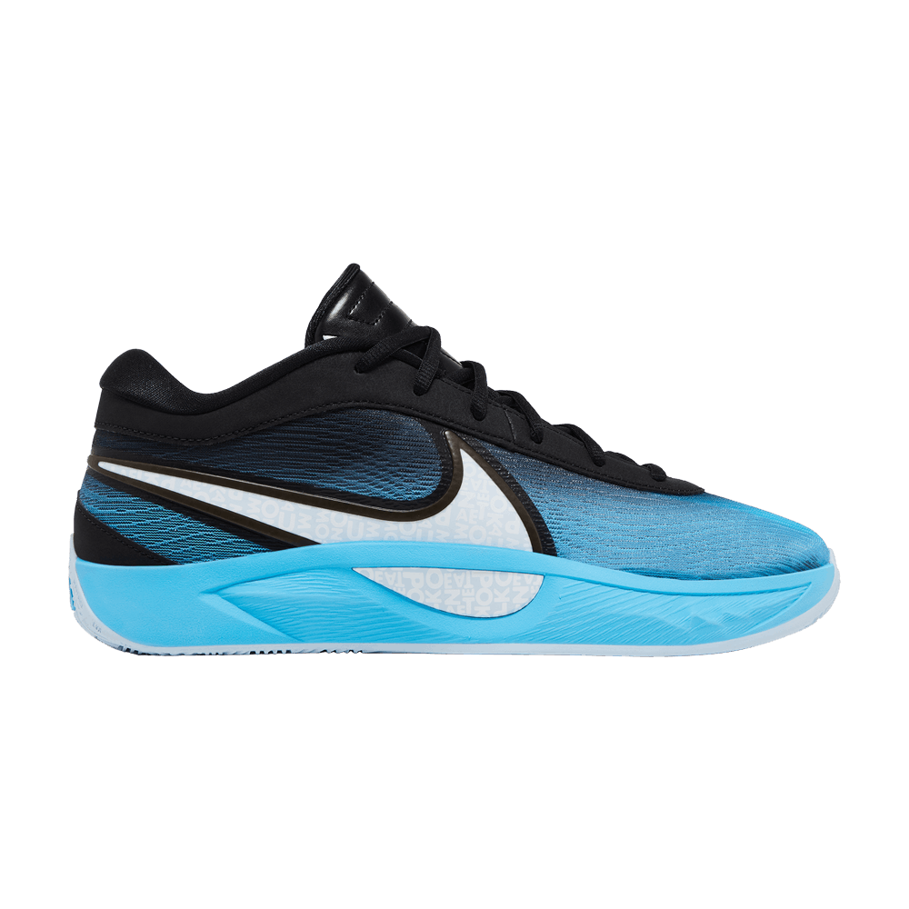 Giannis Zoom Freak 6 Christmas