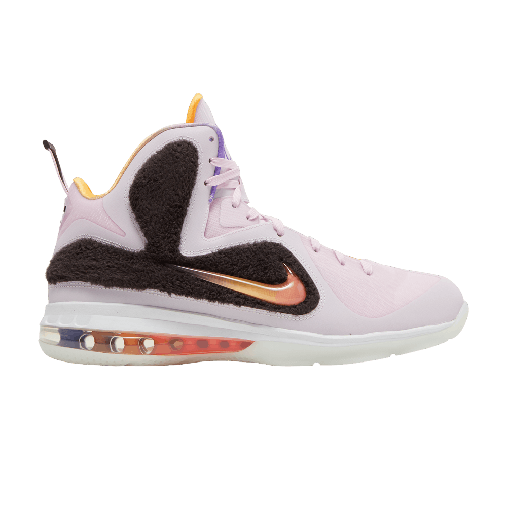 LeBron 9 King of LA