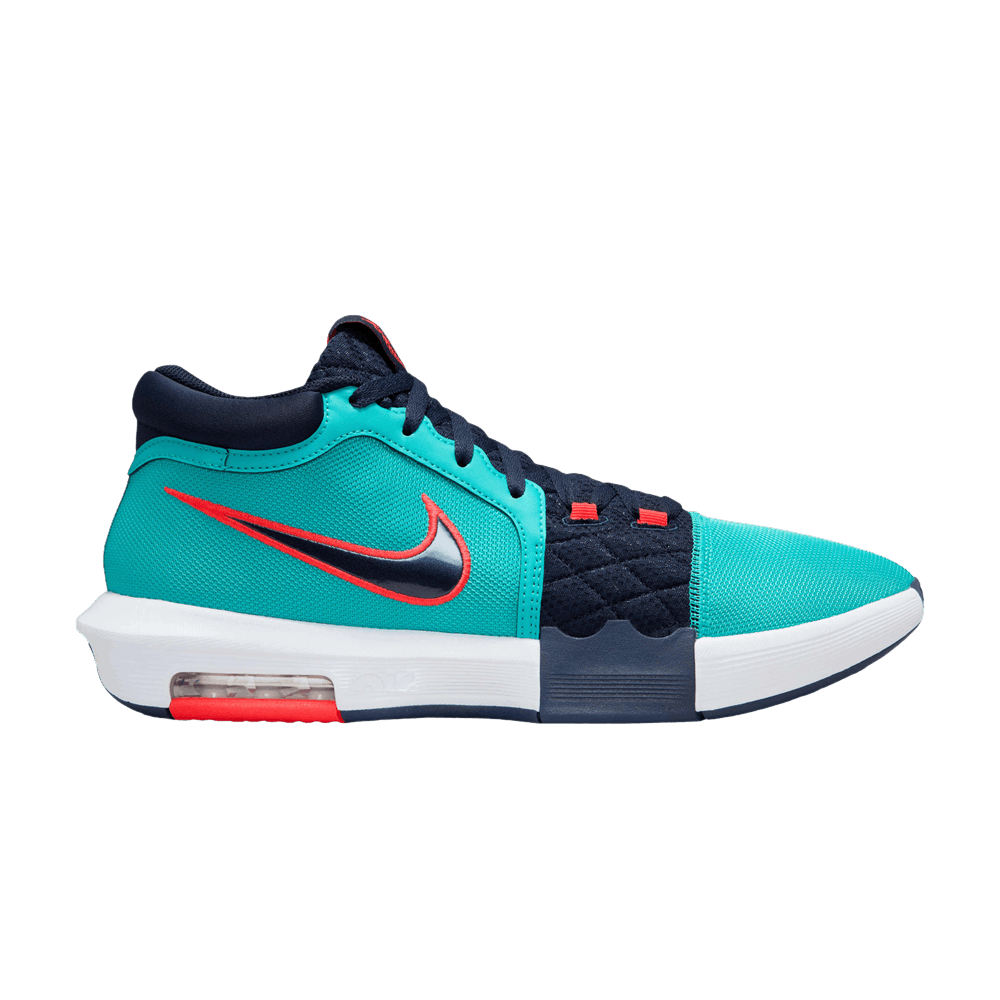 LeBron Witness 8 'Red Carpet'