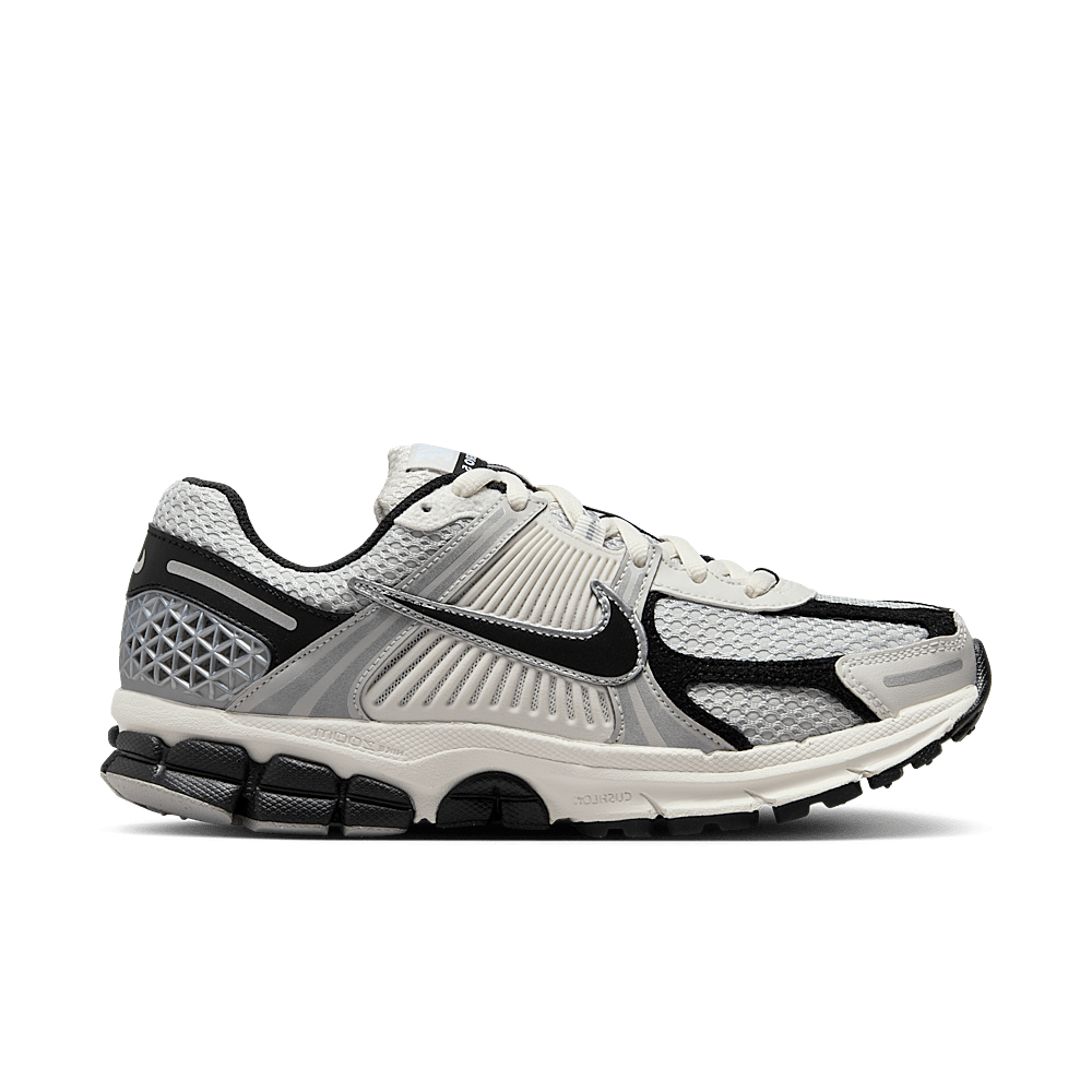 Zoom Vomero 5 Photon Dust Black (Women's)