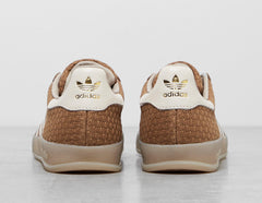 Gazelle Indoor Women's
